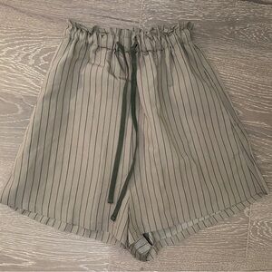 NWT Hache Breeze Striped Army Green Shorts | Size 38